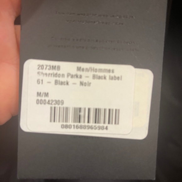 Brand new Canada Goose coat. - Picture 7 of 7